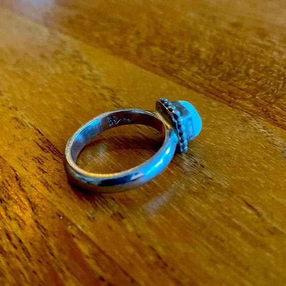 Silpada ‘Button Frame’ Ring - Picture 3 of 3